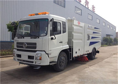 الصين RHD دونغفنغ 4 × 2 شاحنة كنس الشوارع ، 4000 آلة تنظيف الطريق المزود
