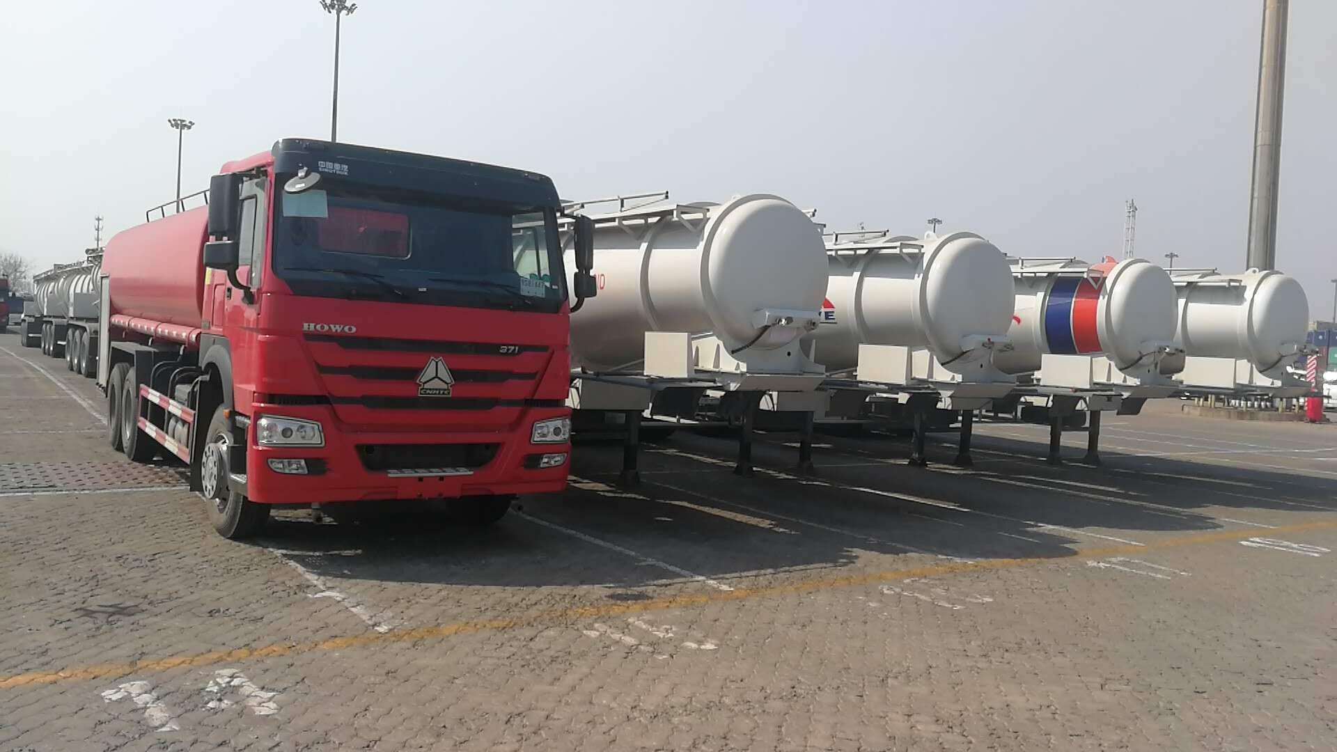 أحدث مدونات الشركة حول 19 وحدة V-Type Acid Tanker Trailer تم تصديرها إلى زامبيا و 1 وحدة Fire Sprinkler Truck تم تصديرها إلى الكونغو